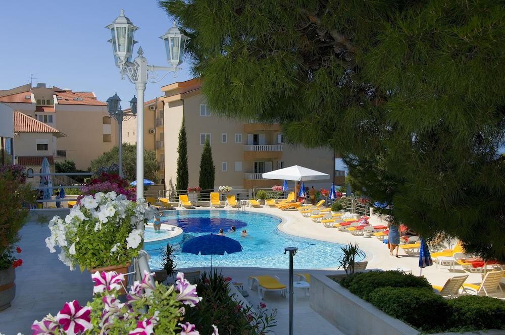 Hotel Horizont 4*